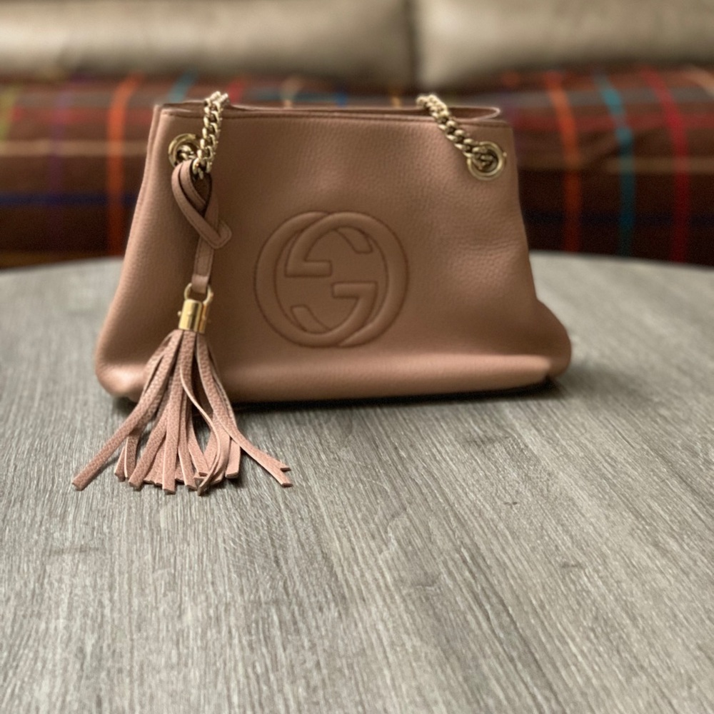 Authentic Gucci Soho Leather Shoulder bag Small